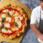 Pizza nel forno a gas